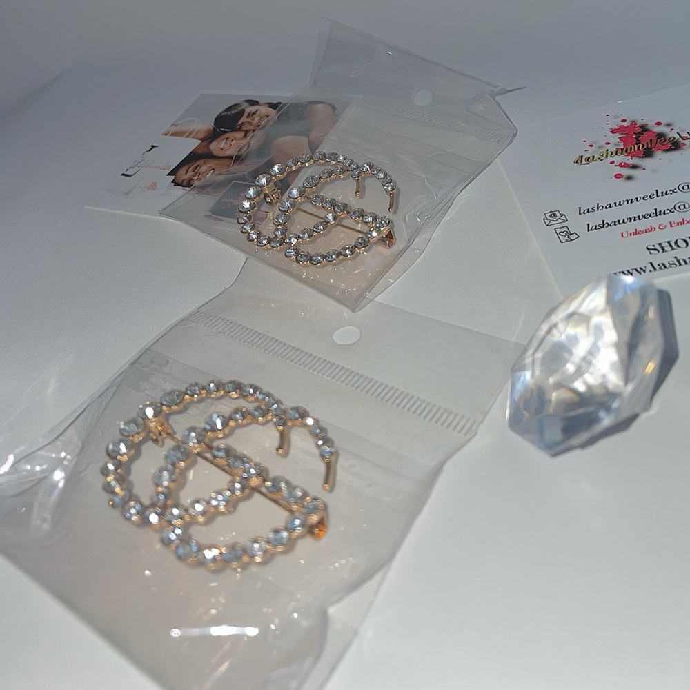 GG Brooch